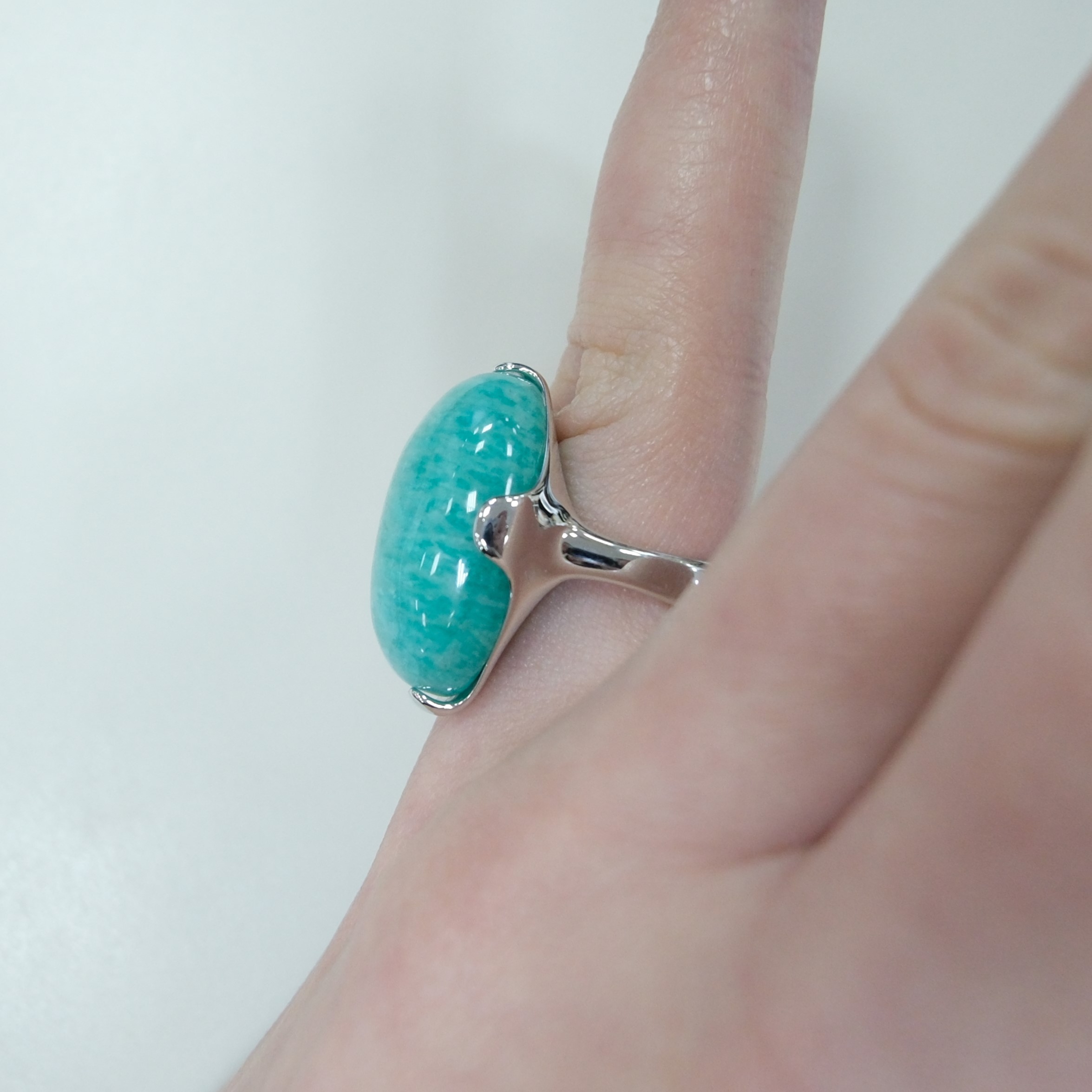 Серебряное кольцо с амазонитом